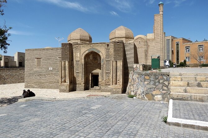 Bukhara Walking Tour - Ulughbek and Abdulaziz-Khan Madrasas