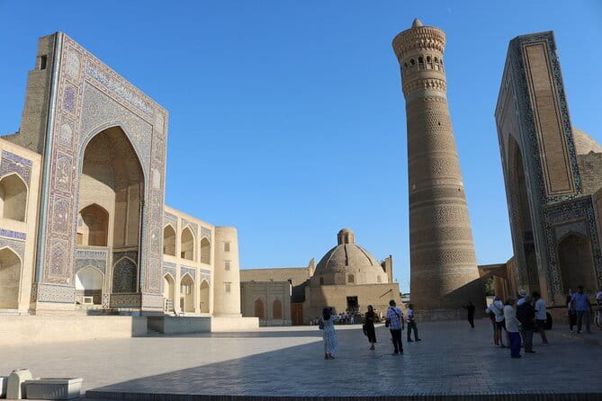 Bukhara: Walking Tour with a Small Group - Key points at a glance