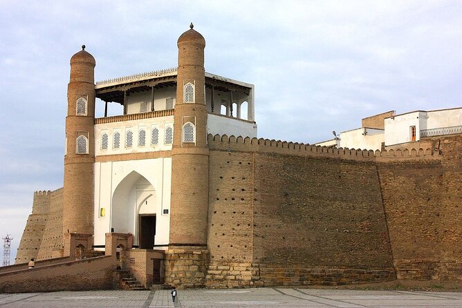 Bukhara Walking Tour - Lyab-i-Hauz: Bukhara’s social square