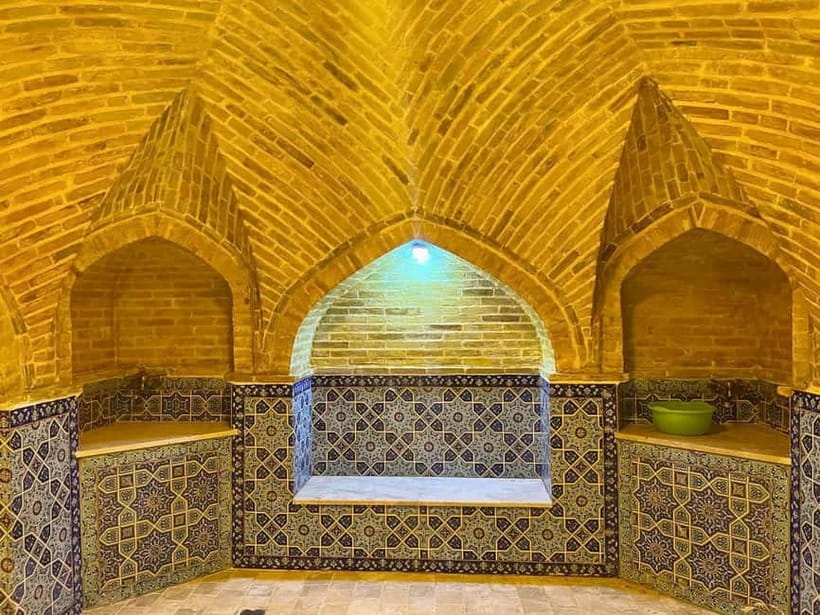 Bukharian Bath in Ancient Hammam with Massage - A traditional bath in the middle of Bukhara