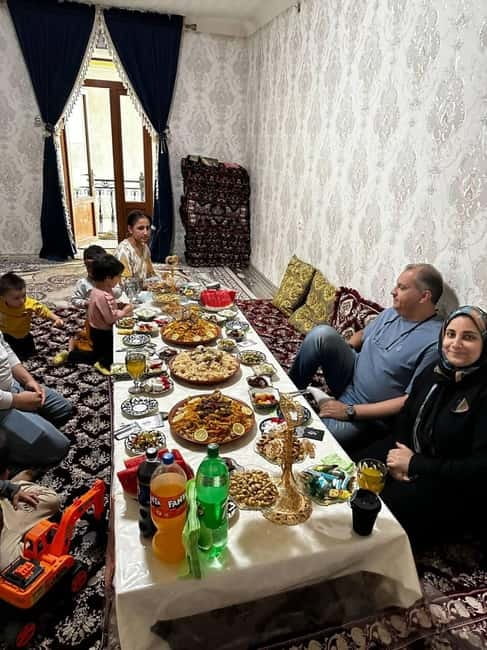 cooking traditional food in Samarkand with local people - Why the family meal matters