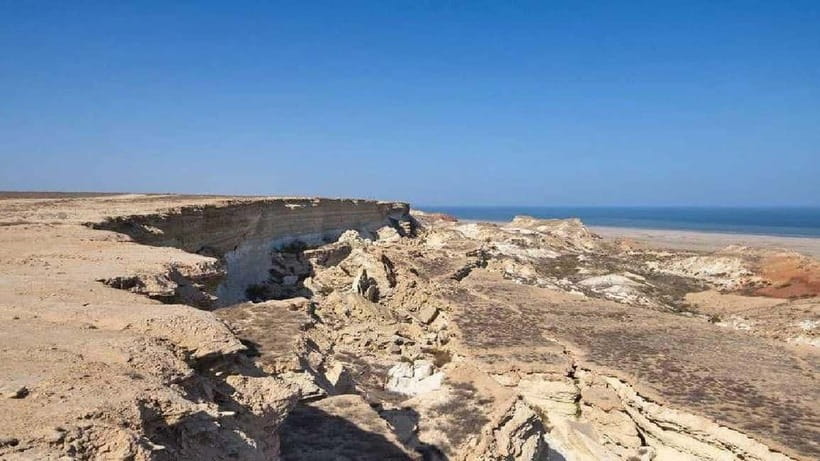 From Khiva To Aral Sea 2-Days One Night In Yurt Stay - Muynak’s rusting ships and the Aral Sea Museum