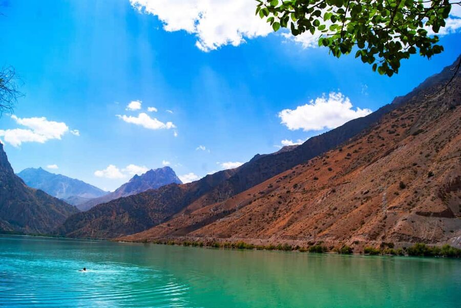 From Samarkand: Day tour to the Tajiksitan Alexander lake. - Arriving at Iskanderkul Lake