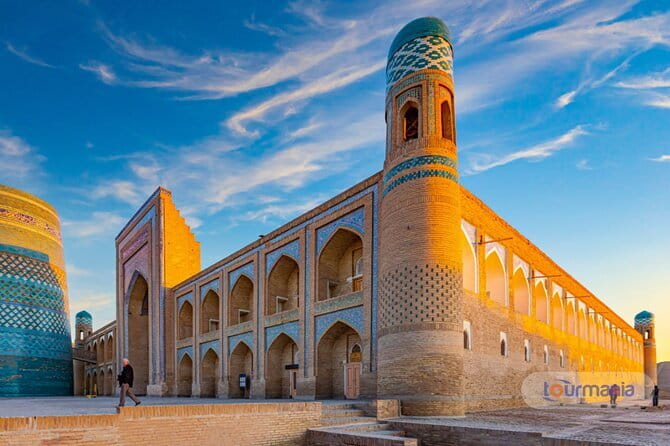 Guided Tour To Old Fortresses - Kyzyl-Kala brings the defensive story into focus