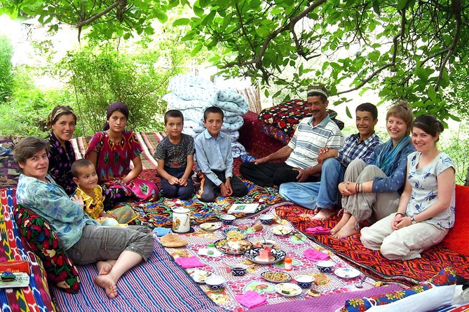 Hiking tour to Hayat, Uhum and Asraf villages – 4 days - Hayat village and a first taste of local life