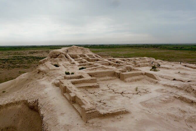 Private Daytrip to 7 Ancient Fortresses of Khorezm - Guldursun Kala and the medieval frontier