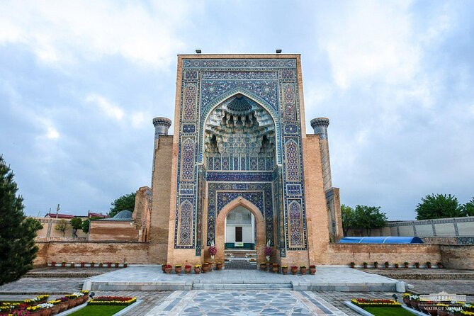 Samarkand All Inclusive Day Tour from Tashkent - Shah-i-Zinda, the most detailed stop