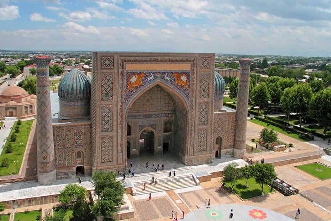 Samarkand day trip - What the guides add to the day
