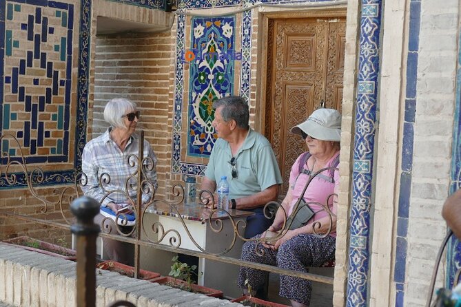 Samarkand Historical City Highlights Guided Walking Tour - One hour at Registan Square