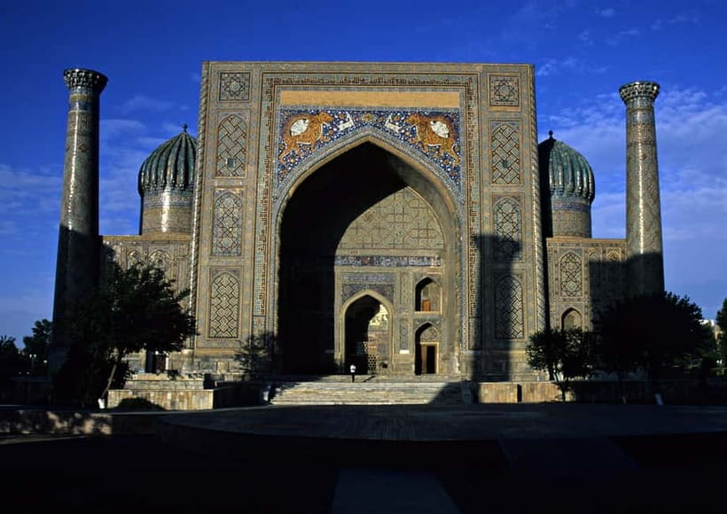 Samarkand One Day Tour: one day walking & group tour - Bibi-Khanym Mosque and the walk through the old center
