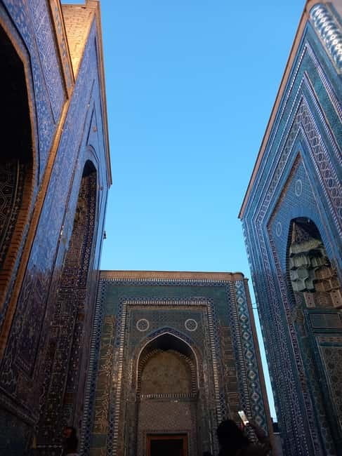 Samarkand One Day Tour: one day walking & group tour - Group size, languages, and the pace of the day