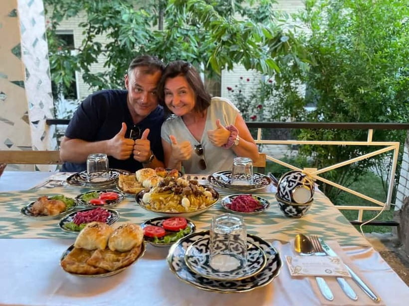 Samarkand: Uzbek Cooking Class in a Village Home - Cooking plov in a qozon