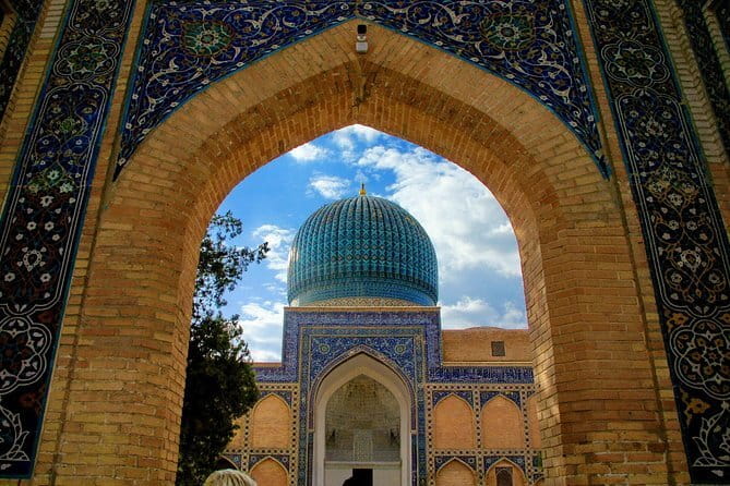 Samarkand Walking Tour - Shah-i-Zinda, the final and most detailed stop