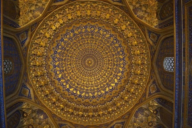 Samarkand Walking Tour - Bibi Khanym and the story of Timur’s empire