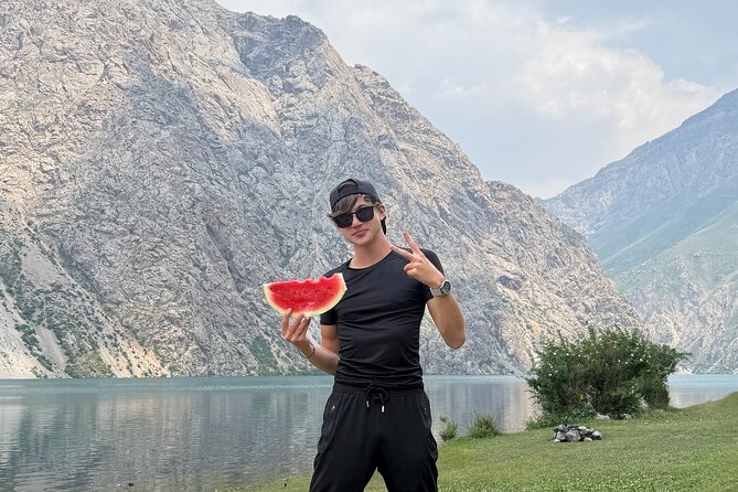 Seven Lakes Tajikistan: All-Inclusive Private Day Tour - Soya Lake and the changing colors of Haft Kul