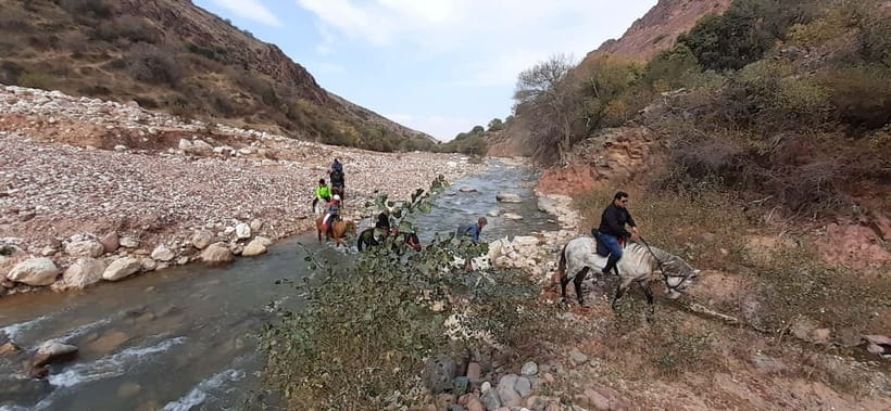 Tashkent: 3-Day Horseback Riding Tour in Chimgan Mountains - Day three: Villages, red cliffs, and the view over Charvak Lake