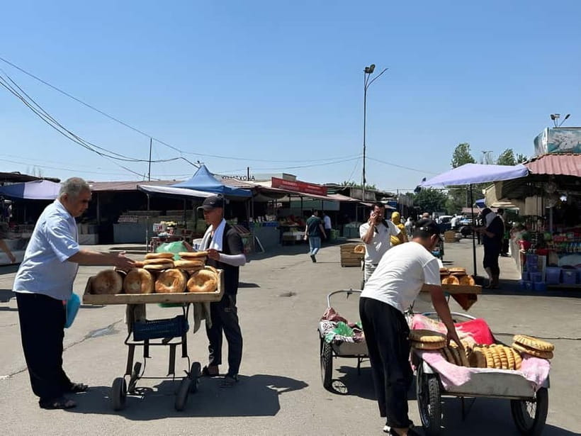Tashkent: 4 Hour Food Tour and Metro Journey with a Guide - Who should book this food and metro tour