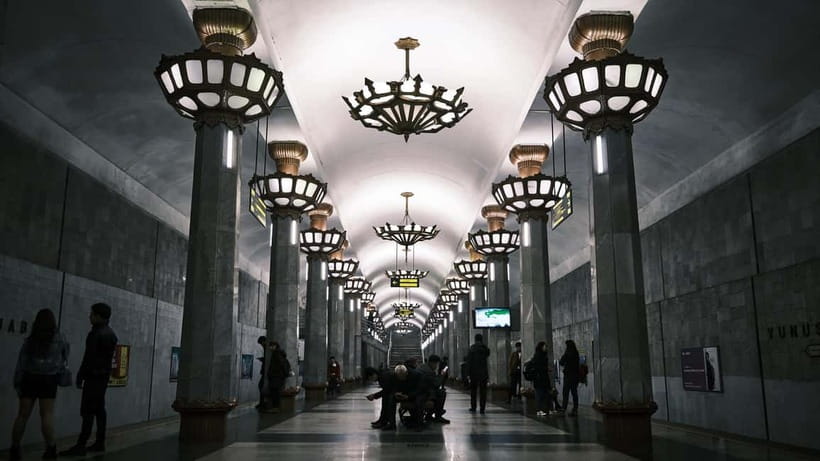 Tashkent: 4 Hour Food Tour and Metro Journey with a Guide - Chorsu Bazaar: start with snacks and local ingredients
