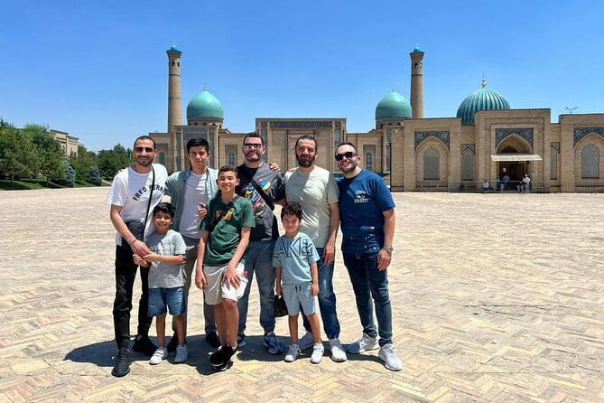 Tashkent City Tour - Amir Temur Square and the civic center