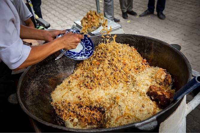 Tashkent Food and Metro Journey - Why this food and metro pairing works