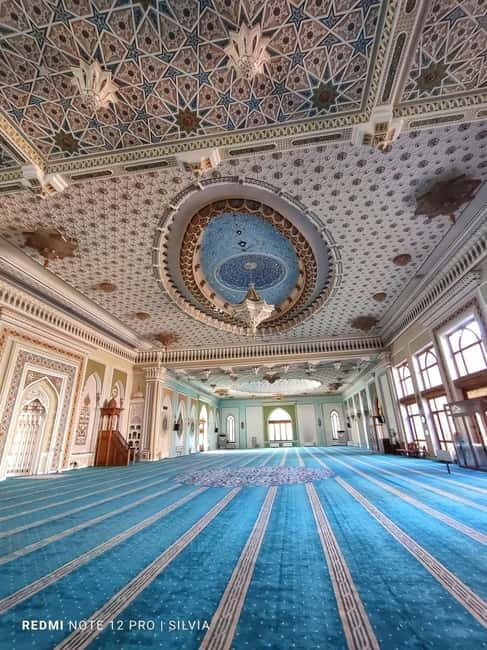 Tashkent: Hidden Gems Walking Tour with Local Snacks - Key points at a glance