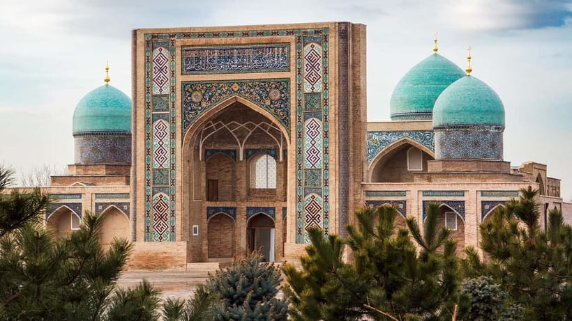 Tashkent: Private Full-Day City Tour on a Premium Car - The Amir Temur Museum and modern Tashkent