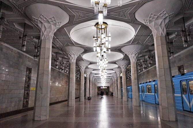 Tashkent Soviet Architecture (Modernism) and Subway station tour. - Guides, pacing, and the value of a private walk