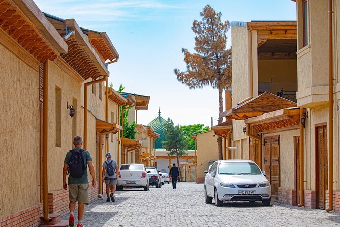 Tashkent Walking & Food Tour: Highlights + Local Flavors - Strolling along the shaded boulevard
