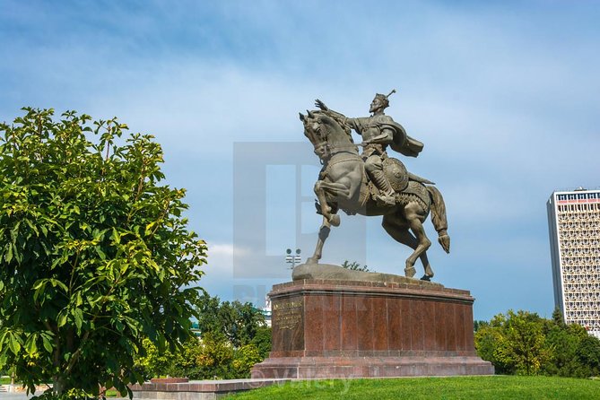 Tashkent Walking Tour with Local Lady / Gentleman - A quick look at Tashkent’s Metro stations