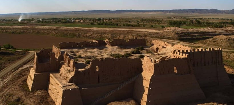 Tranfer Khiva - Bukhara via Ancient Fortresses - Leaving Khiva through the Ata Darwaza